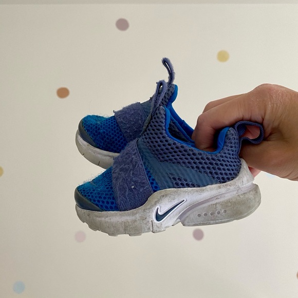 Nike | toddler sneakers - Picture 3 of 6